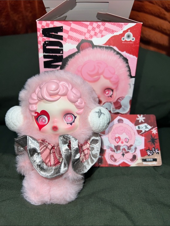 POP MART Accessories - WINTER SYMPHONY ~ RHAPSODY